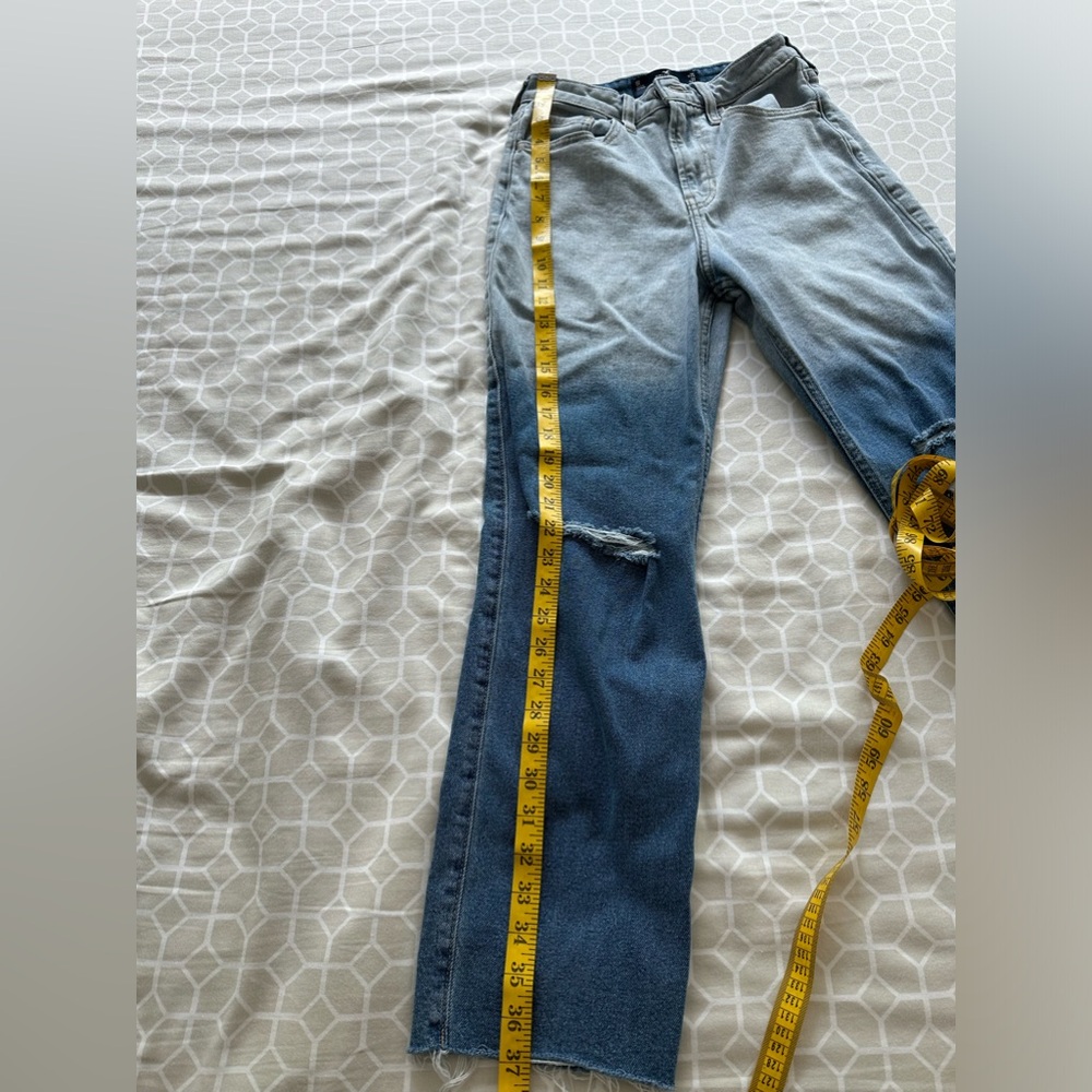 Hollister ripped jean Ultra high-rise vintage straight, size 1R W25 L27 - Picture 6 of 9